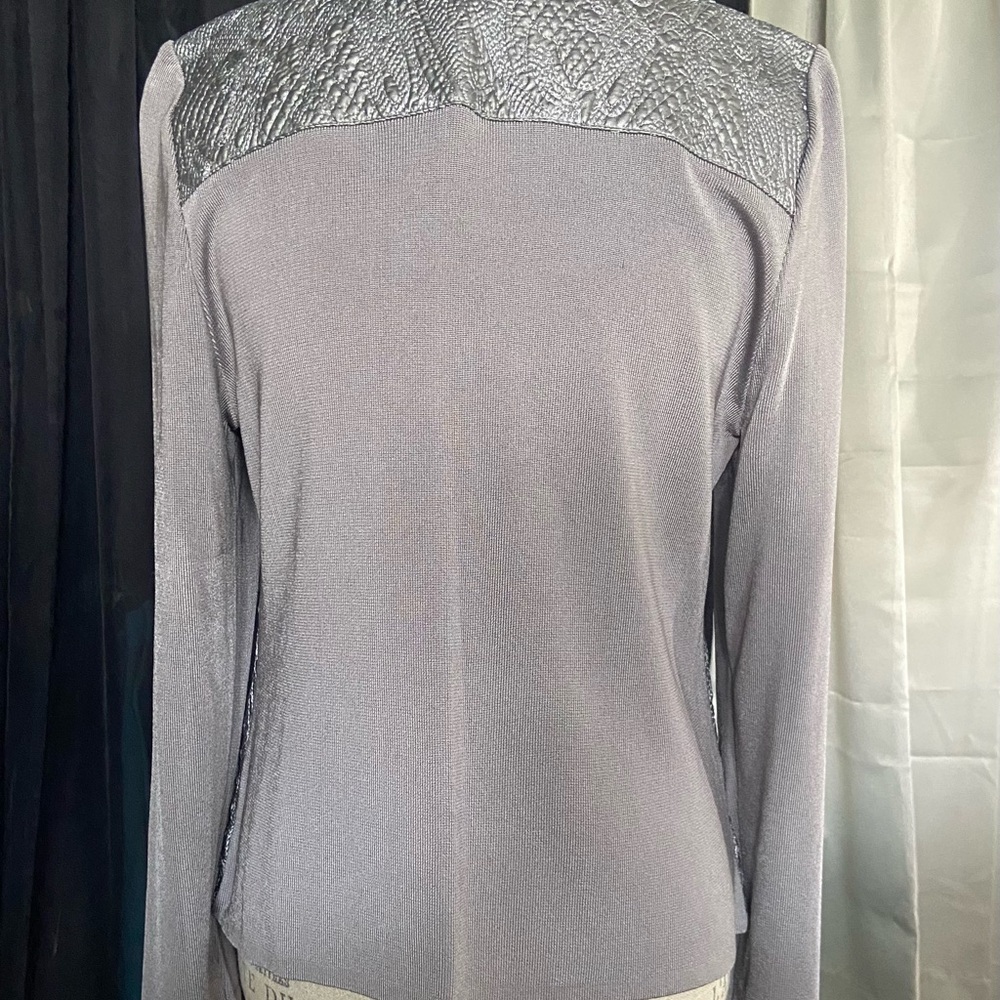 Peter Nygard Silver-Grey Textured Vegan Leather Jacket (M) - Picture 2 of 11